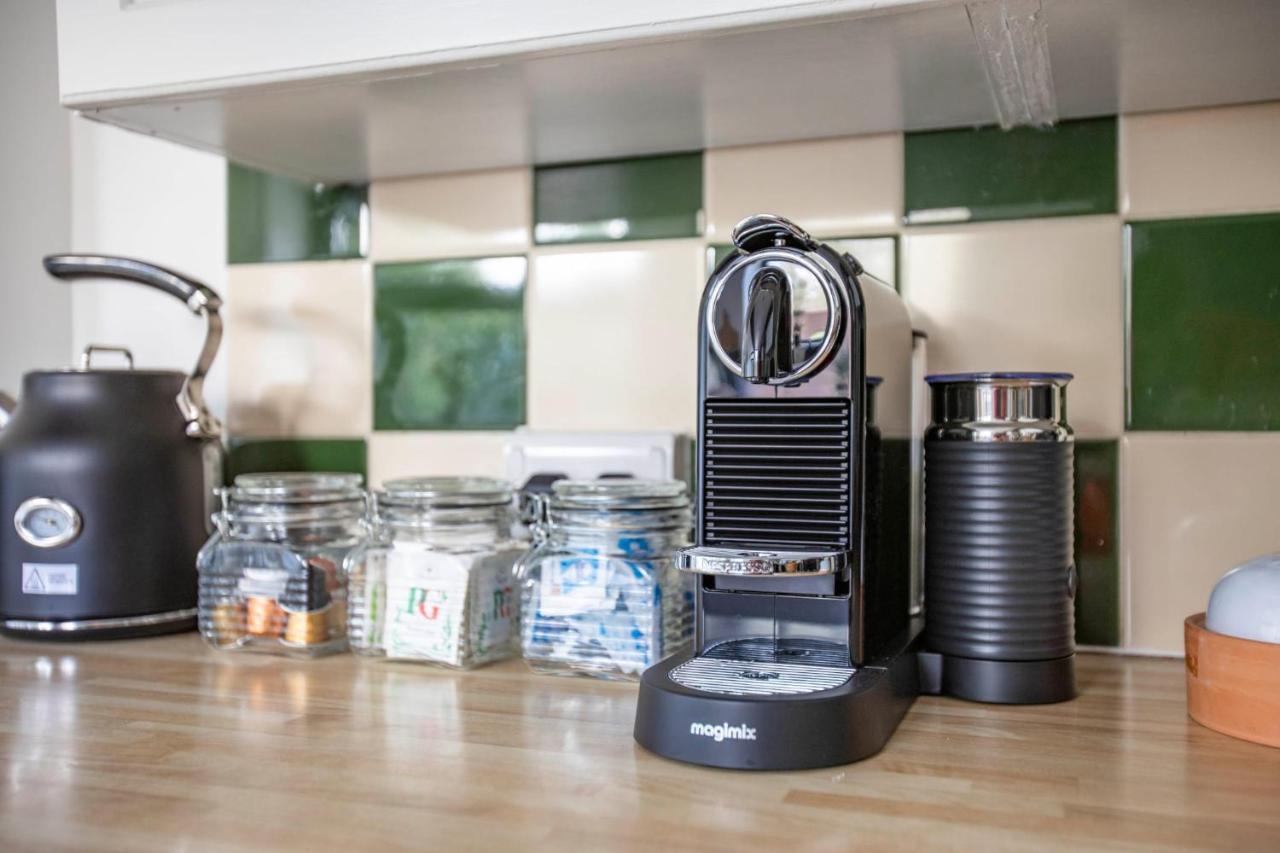 Stunning Character 2Bed Cottage In St Albans Wifi Ngoại thất bức ảnh