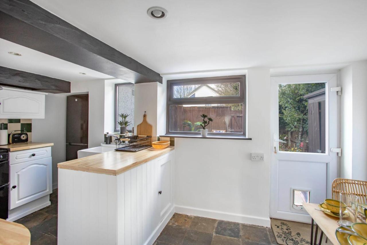Stunning Character 2Bed Cottage In St Albans Wifi Ngoại thất bức ảnh